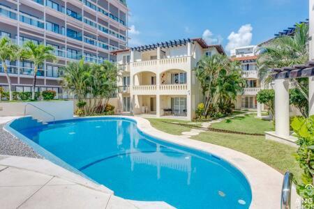 Apartamento Pool, Gazebo, Parking, 2 Blocks To Beach & 5th Ave *